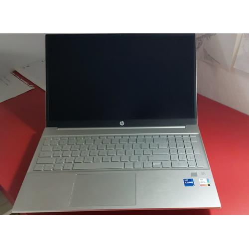 HP Pavilion 15-eg0027nf - 16" Intel Core i7 - Ram 16 Go - DD 1 To